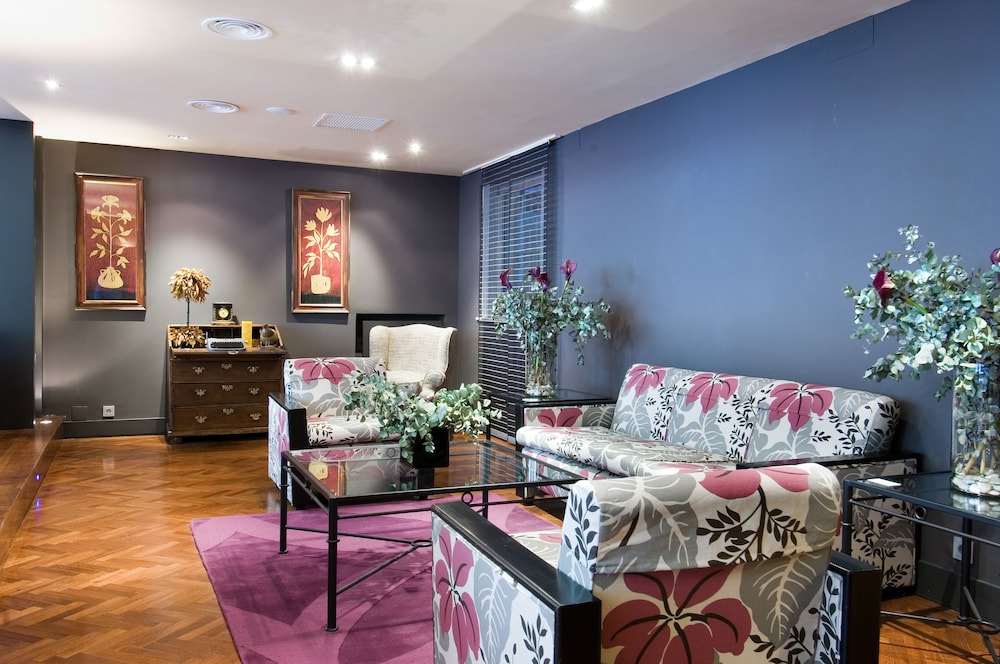 Hotel Moderno 45/55