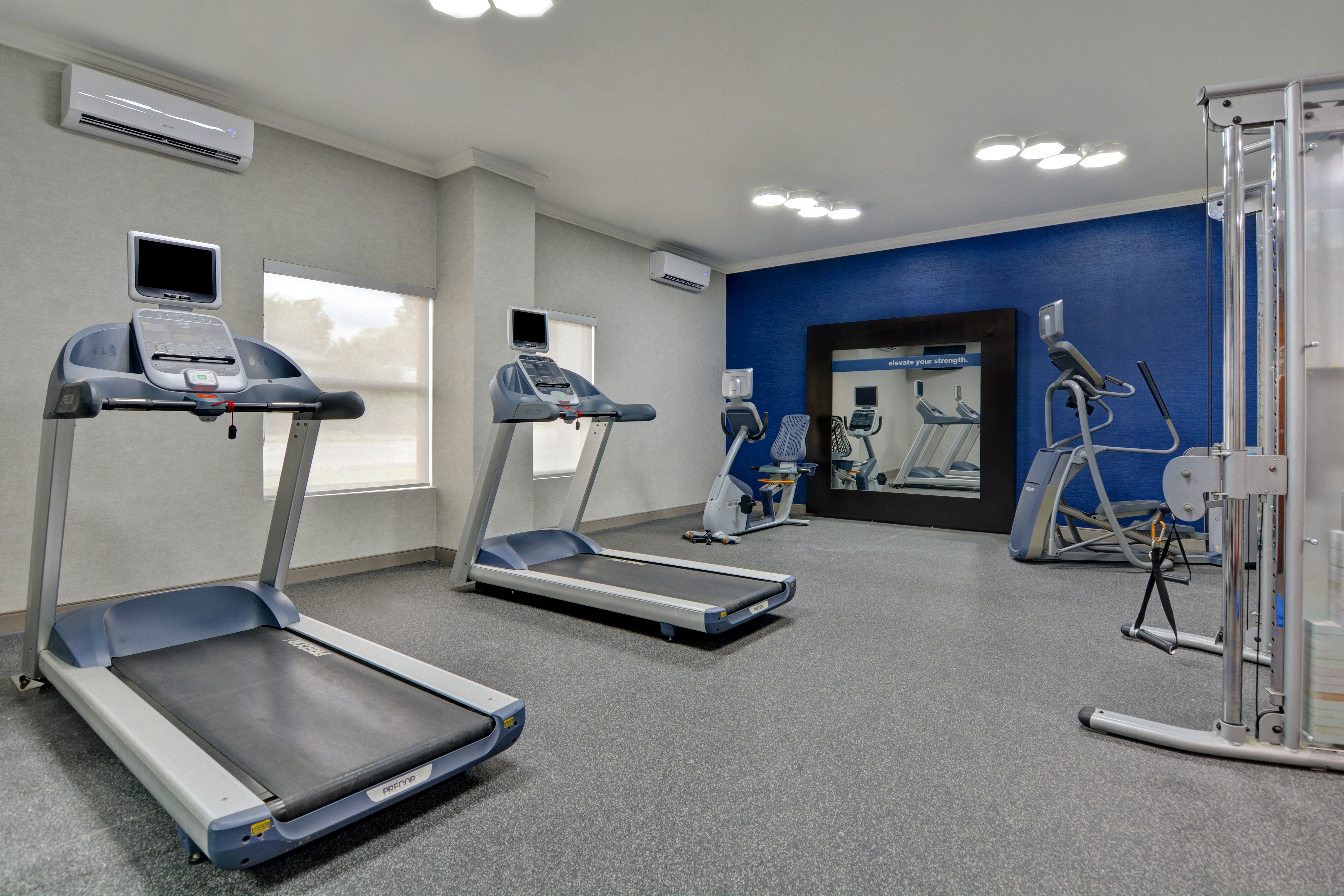 Hampton Inn Greenwood, SC 25/35