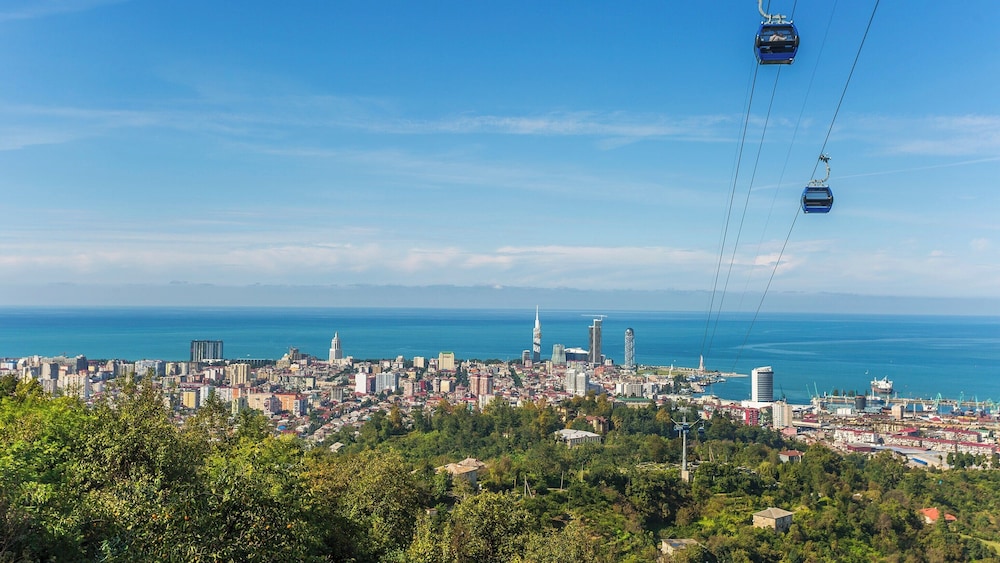 Batumi Real Lux 31/50
