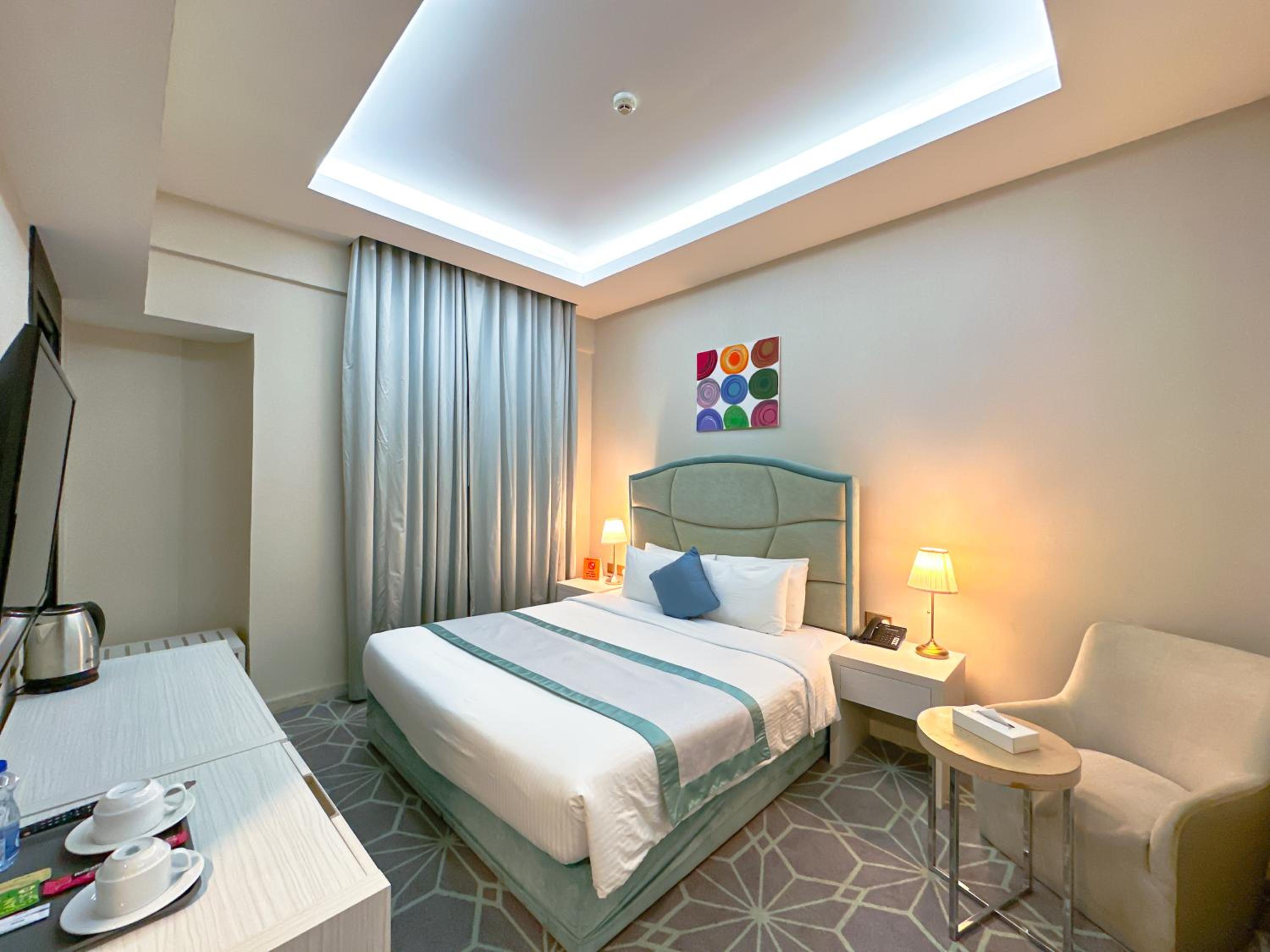The Victory Hotel 20/60