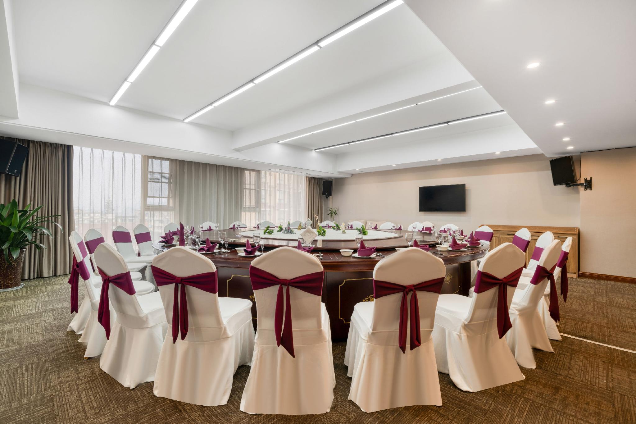 Eastern Haitang Hotel 23/30