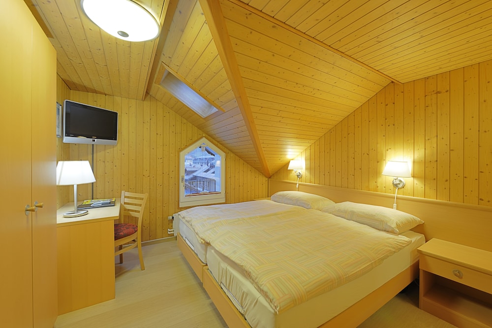 Rossli Hotel 23/64