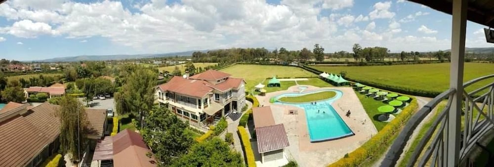 Lanet Matfam Resort 24/26