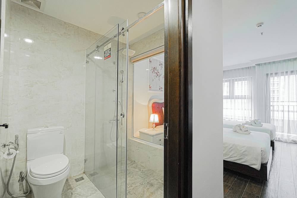 Bonjour Nha Trang Hotel 45/50