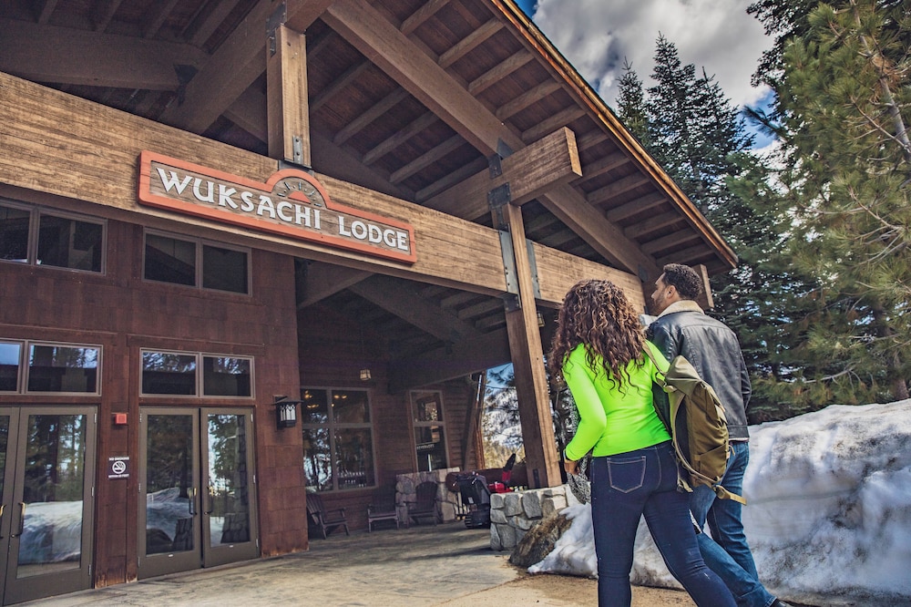 Wuksachi Lodge 10/69