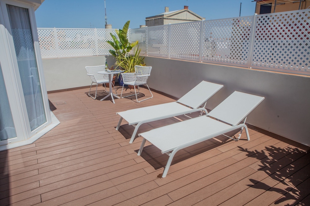 Hotel Dona Blanca 20/33