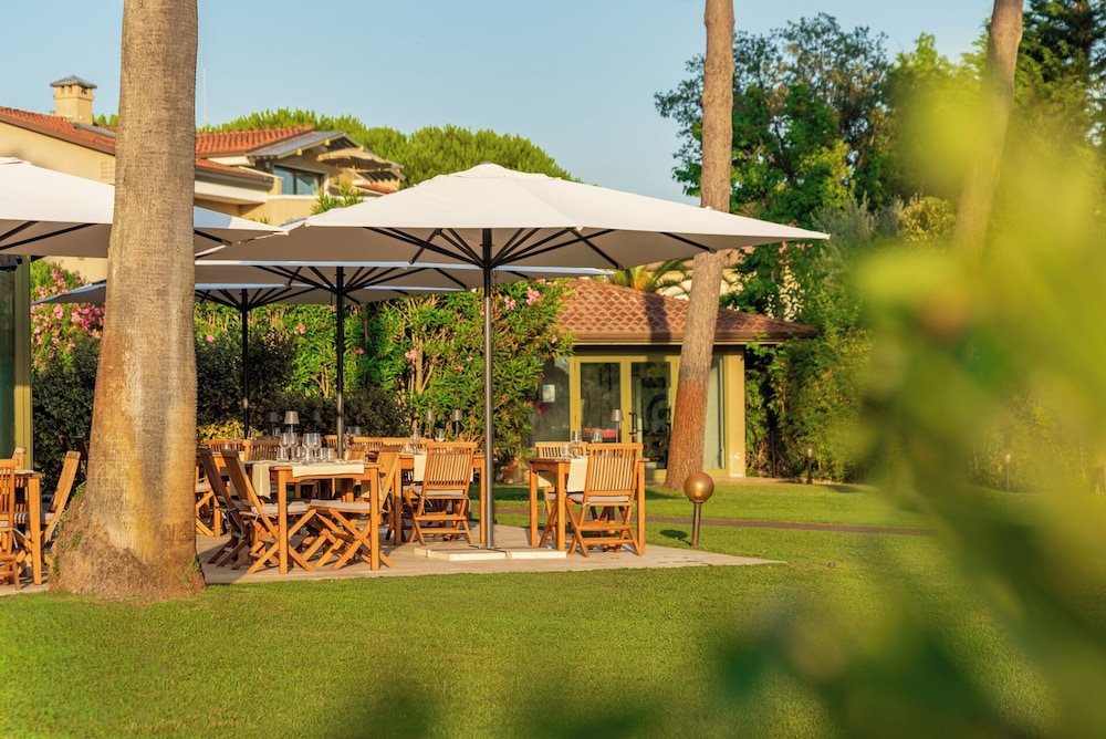 Hotel Villa Undulna 72/77