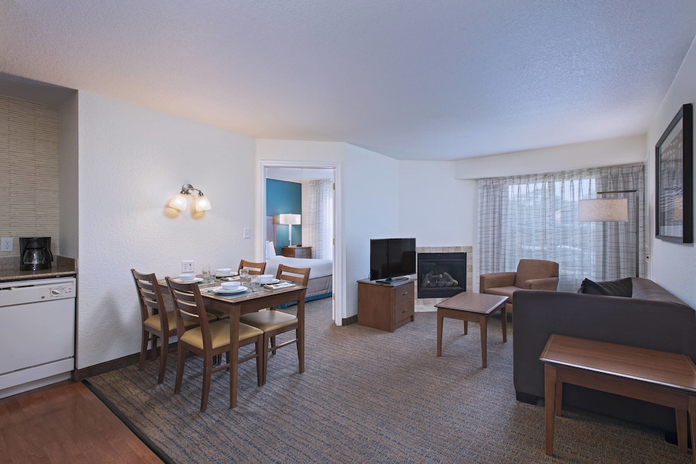 Residence Inn by Marriott Columbia 20/26