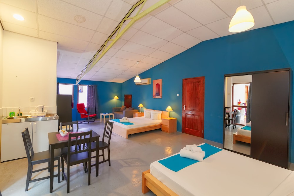 The Ritz Village Curacao 62/78