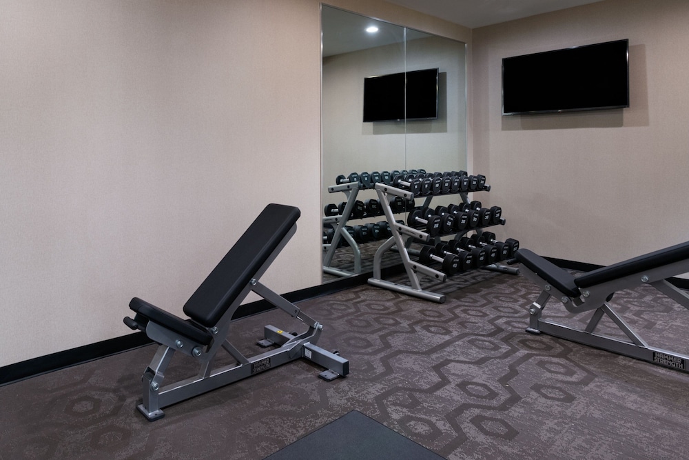 Residence Inn by Marriott New Brunswick Tower Center Blvd 15/32