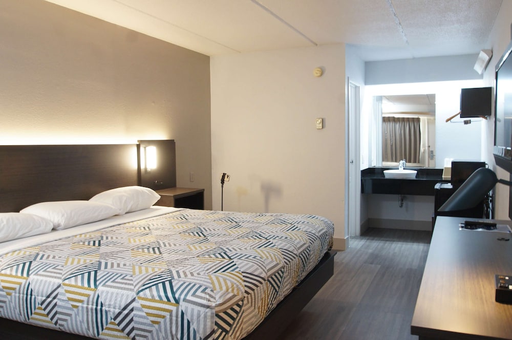Motel6 Charlotte, NC - Coliseum 29/55