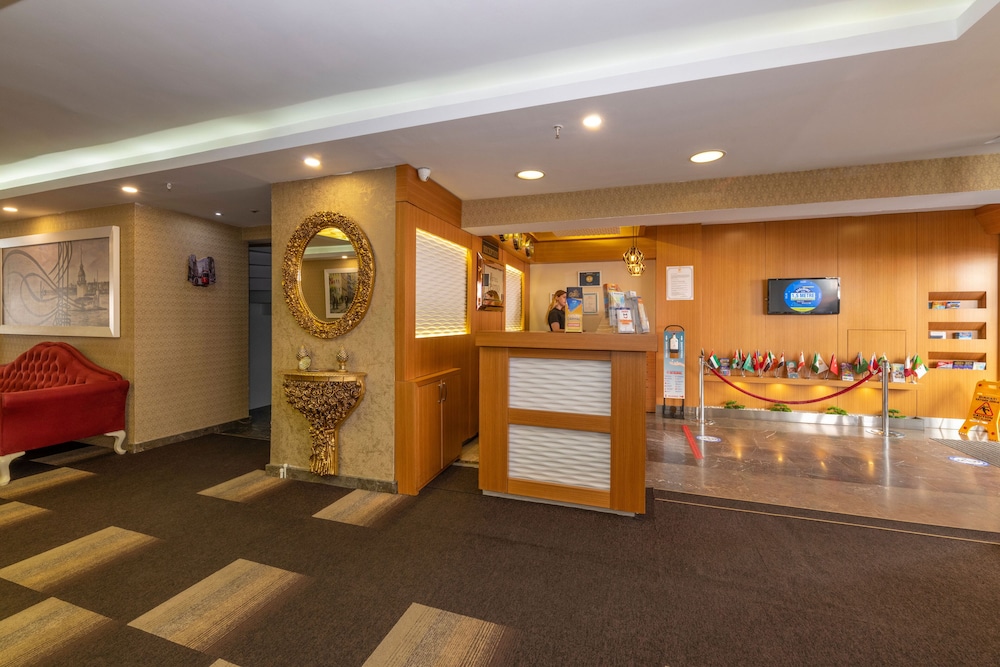Regno Hotel 8/59