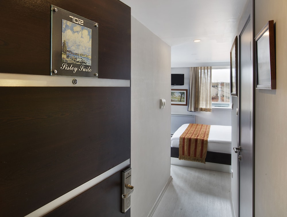 Gallery Residence And Boutique Hotel 16/72