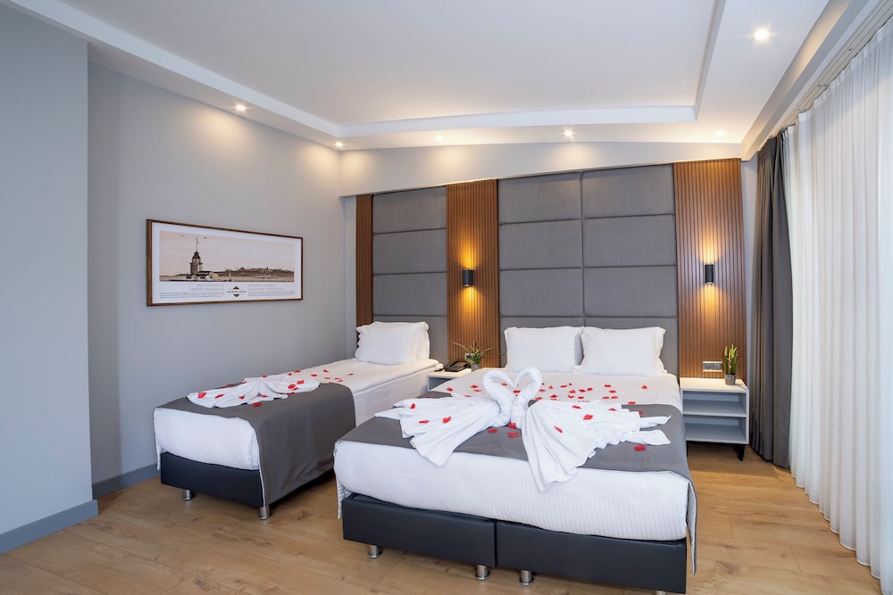 Center Hill Hotel 17/50
