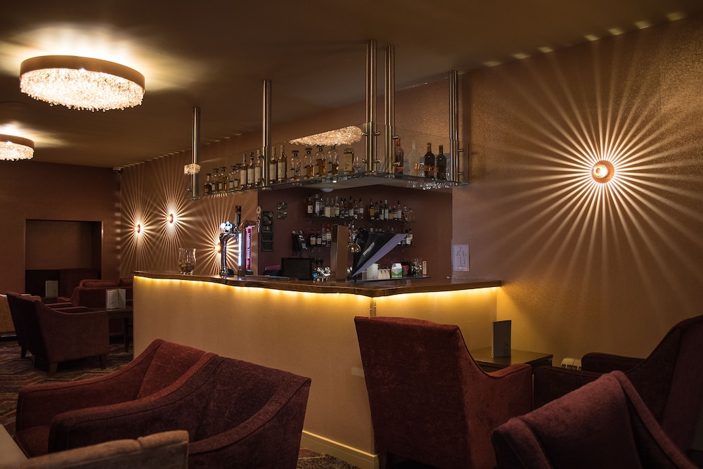Laichmoray Hotel 48/63