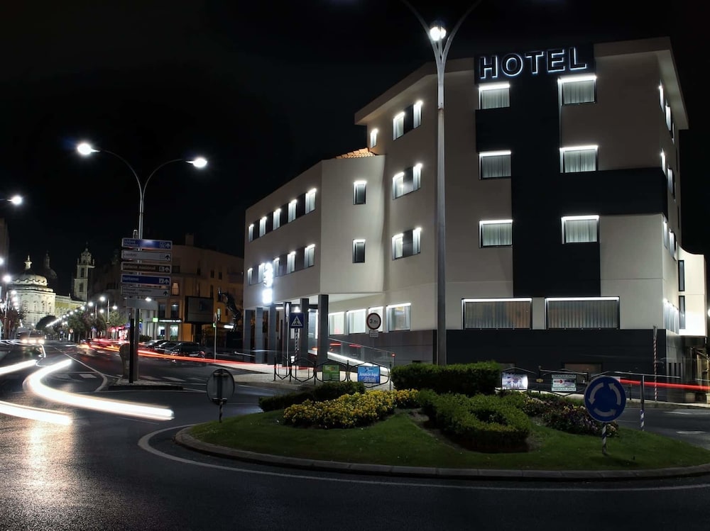 Hotel Castelao 5/41