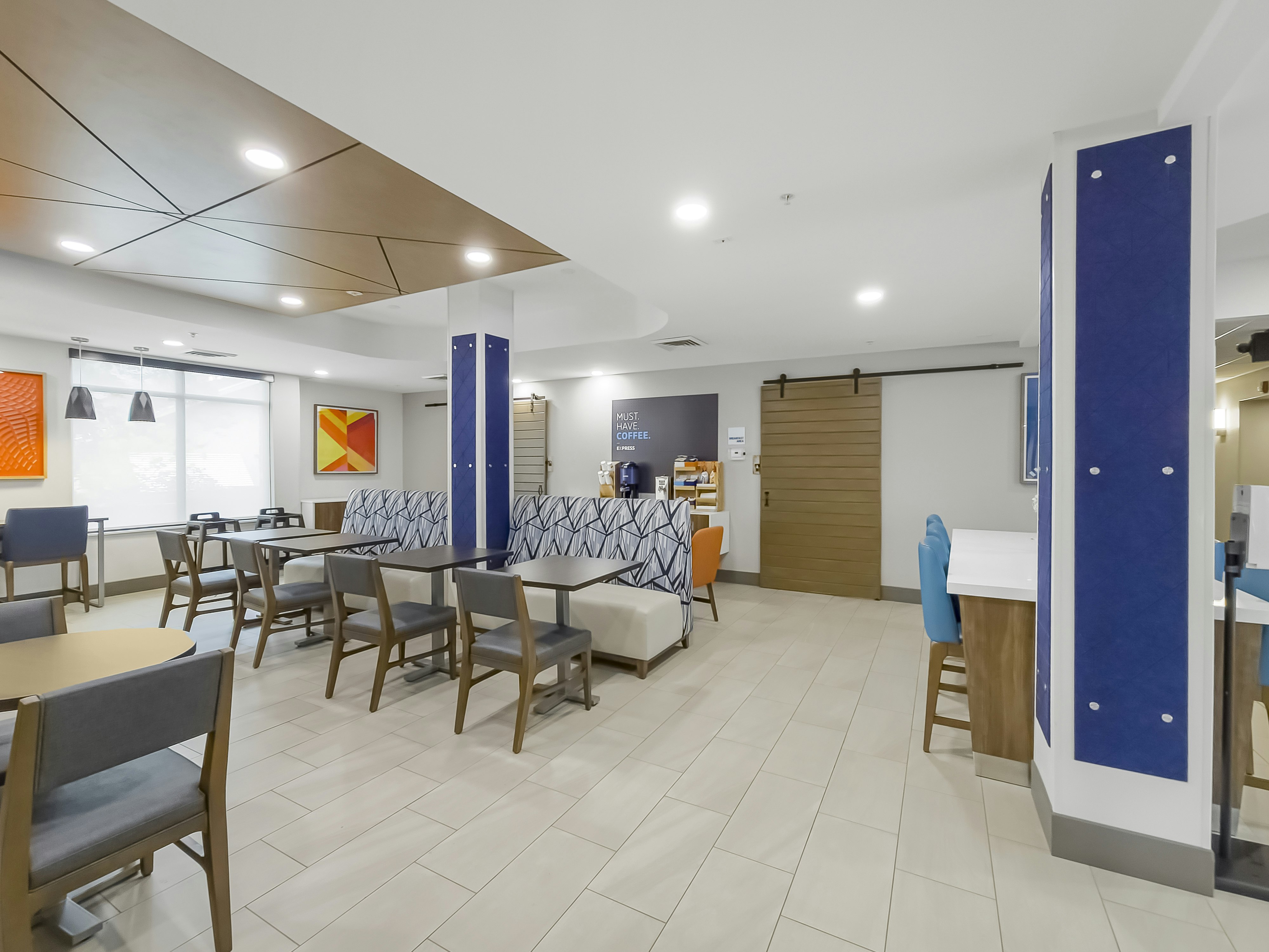 Holiday Inn Express Salt Lake City South-Midvale 53/66