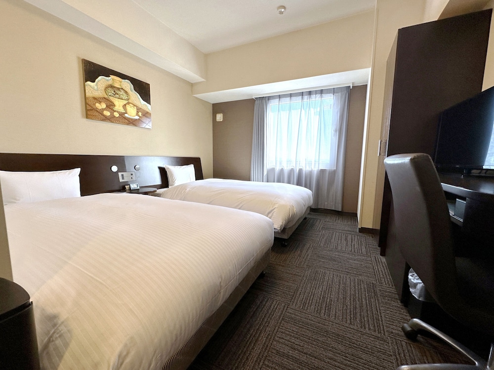 COMFORT, TWIN BEDS, SMOKING