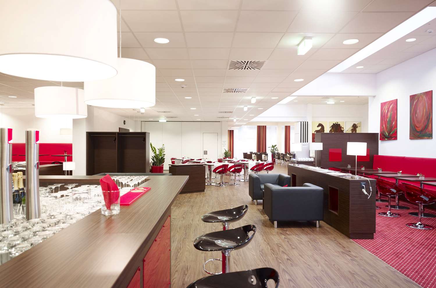 restaurant cafeteria