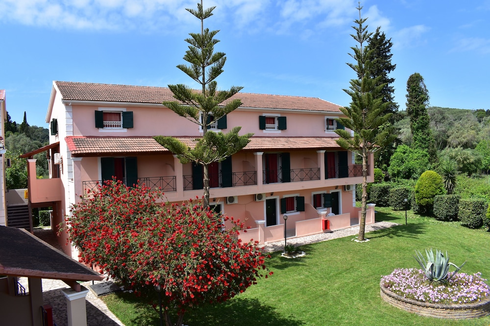 Oula Maisonettes 10/61