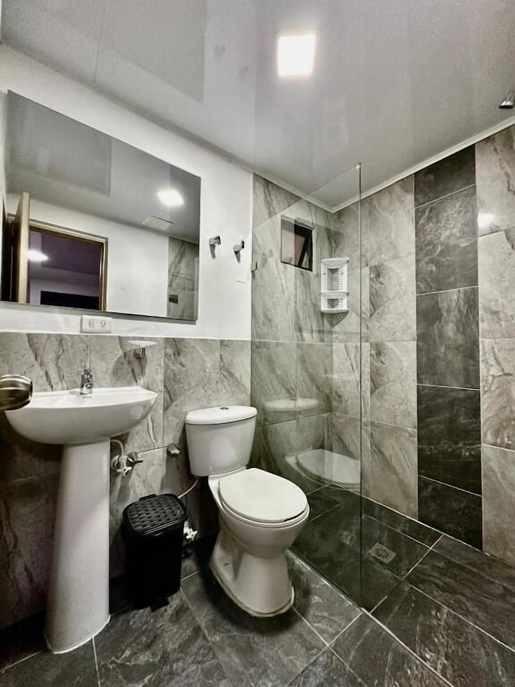 Hotel Nakama 46/50