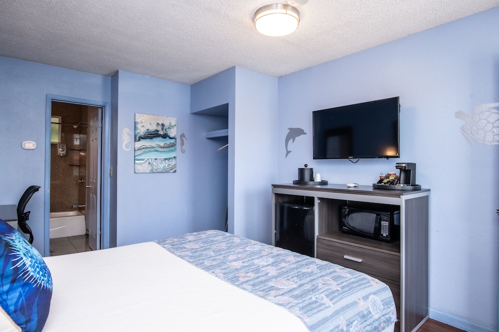 Aqua Breeze Inn 9/55