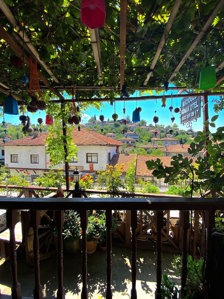 Avcioglu Konak Otel 41/50