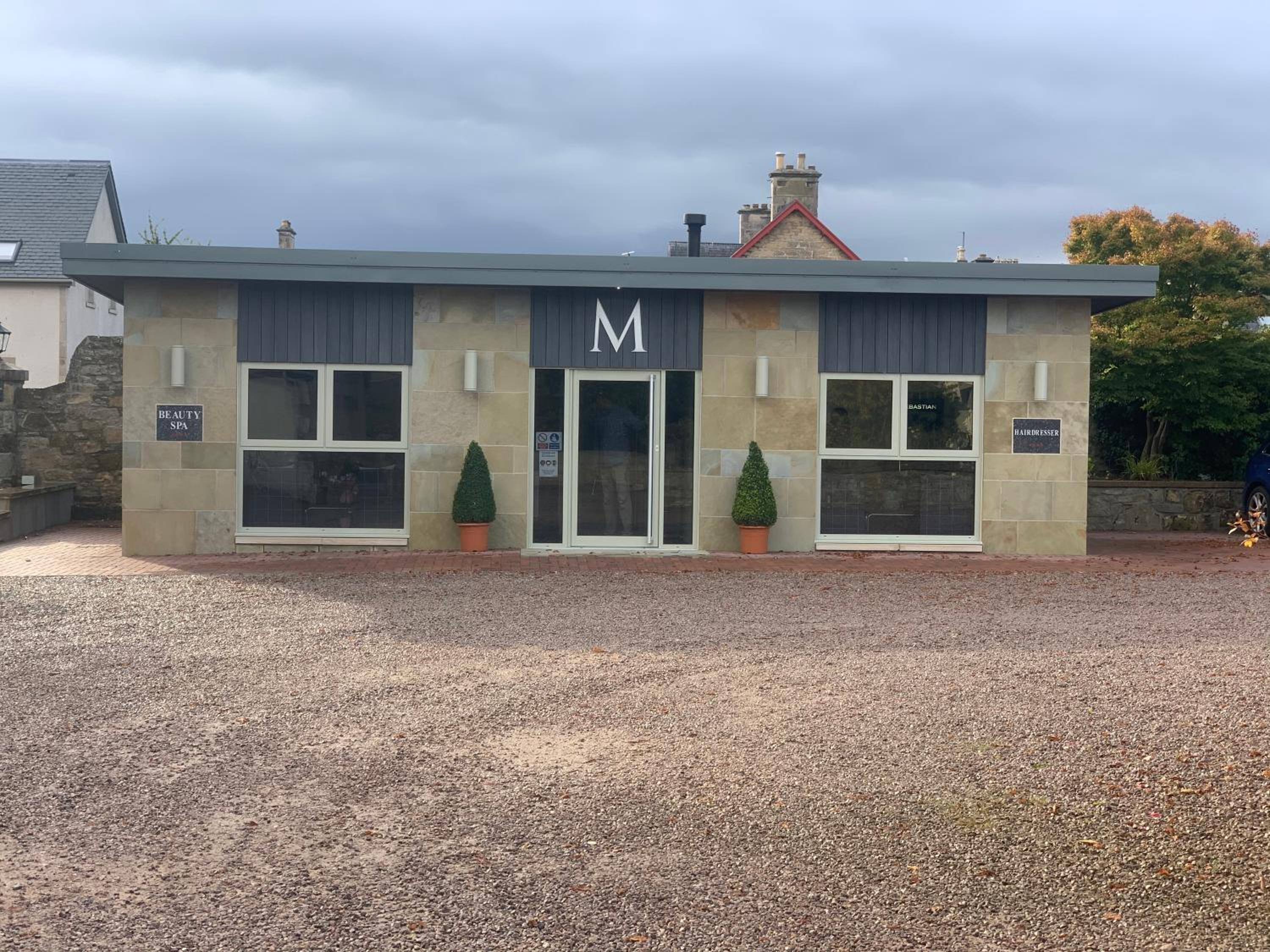The Mansefield Hotel 4/59