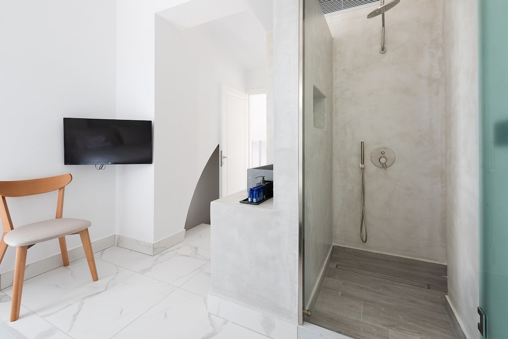Karat Suites 28/50