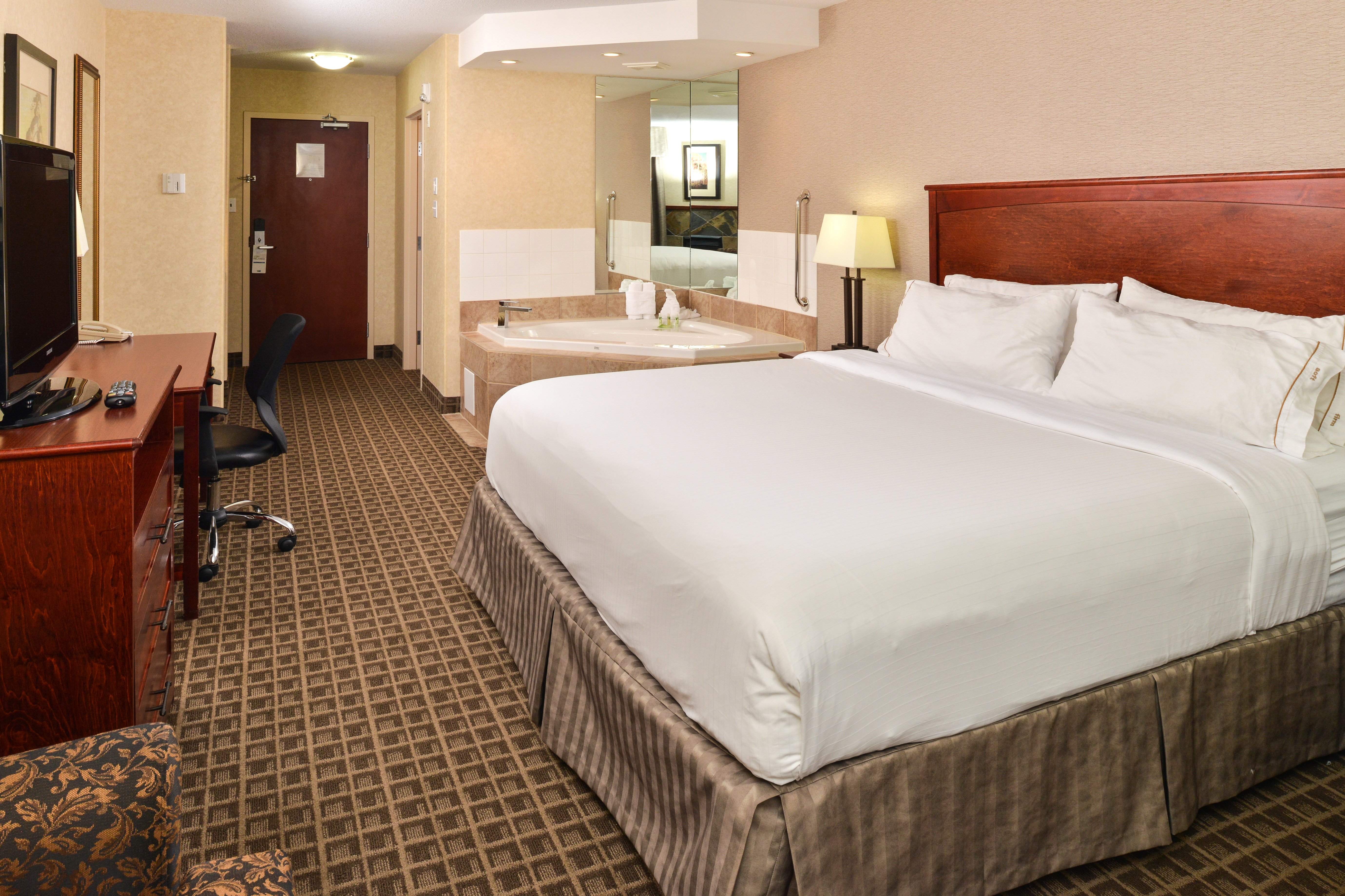 Holiday Inn Express And Suites Edmonton North 18/75