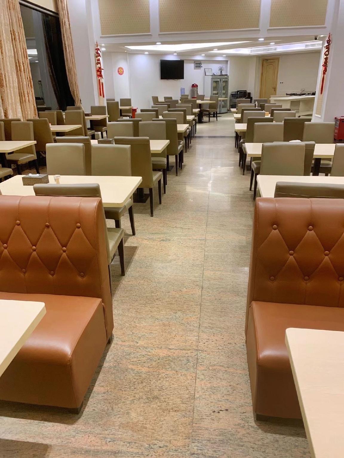 Vienna Hotel (Dongguan Tangxia Huayuan Street) 50/60