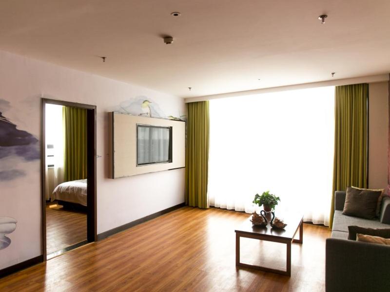 Gem Bozhou Qiaocheng District Jian 'an Road Railway Station Hotel 22/25