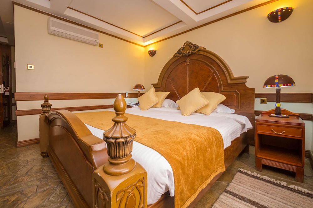 Standard King room
