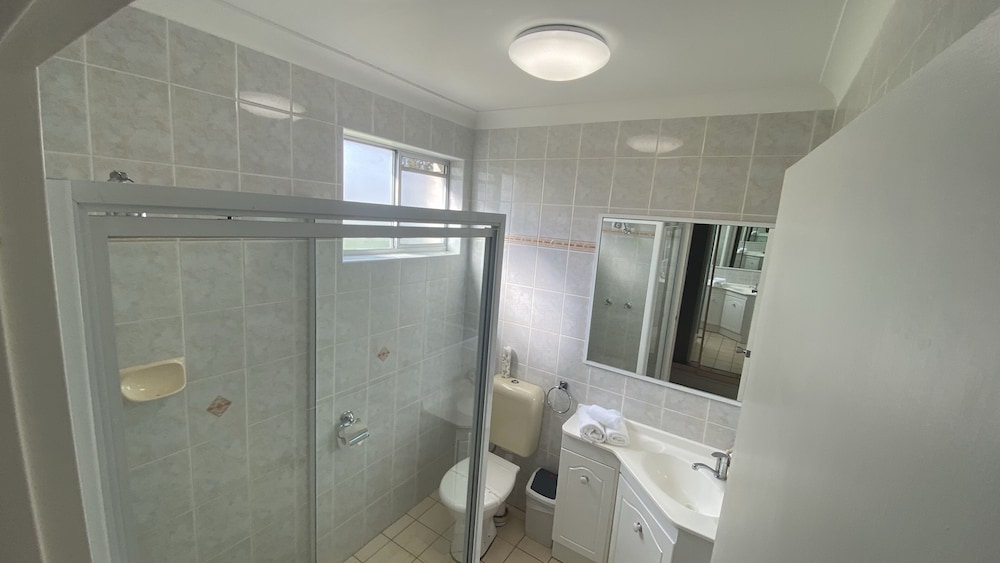 Sapphire City Motor Inn Inverell 10/34