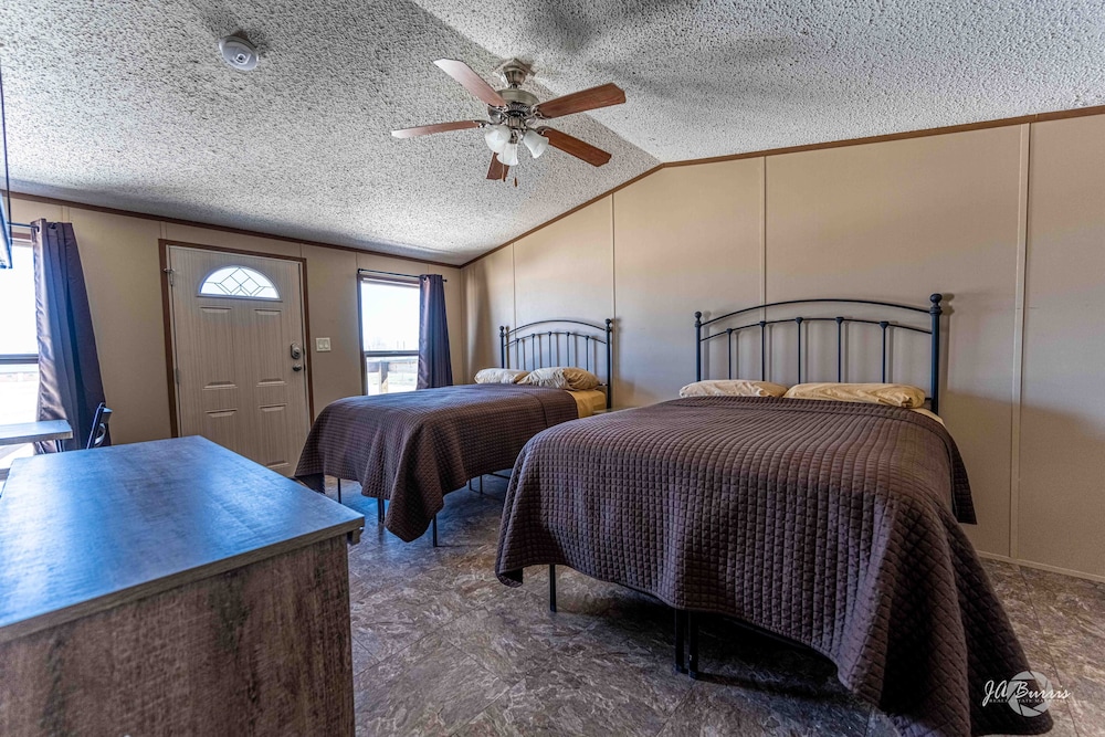 Elite Cabins and RV Park 27/51
