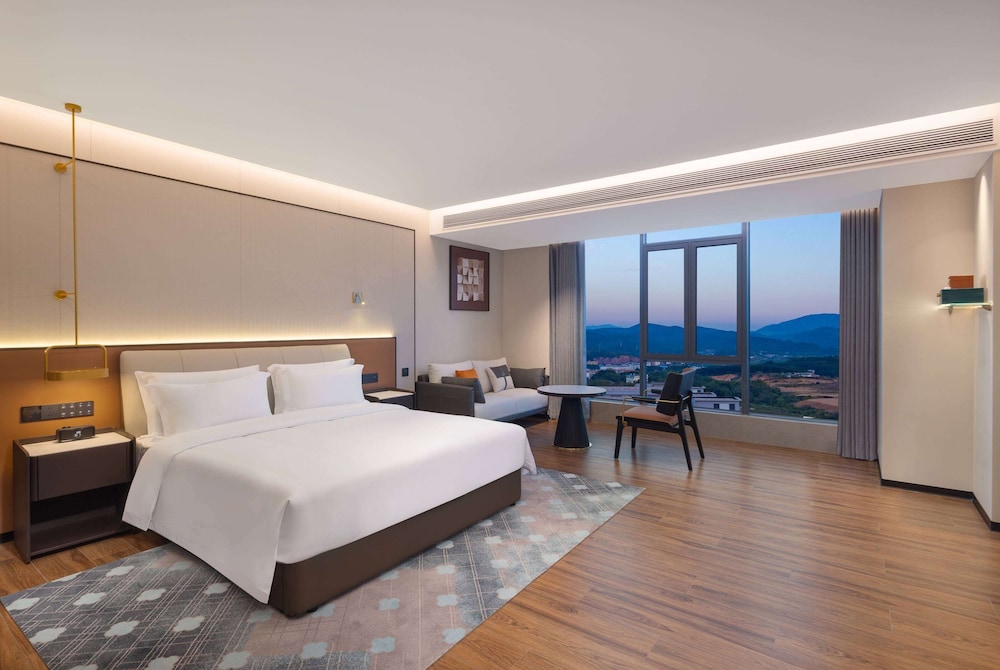 Select, King Bed