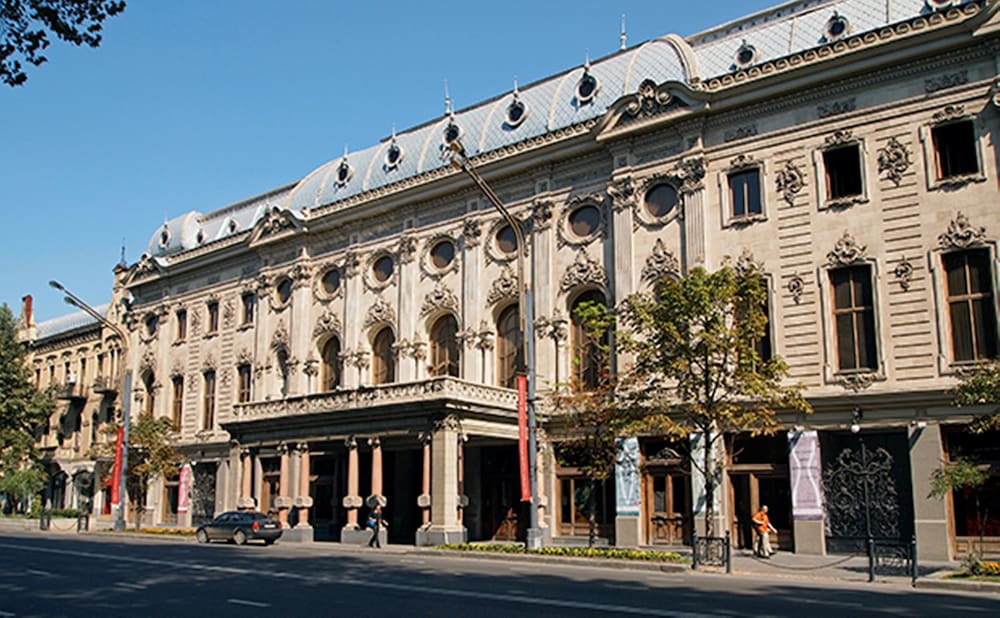 TBILISELI HOTEL 8/60