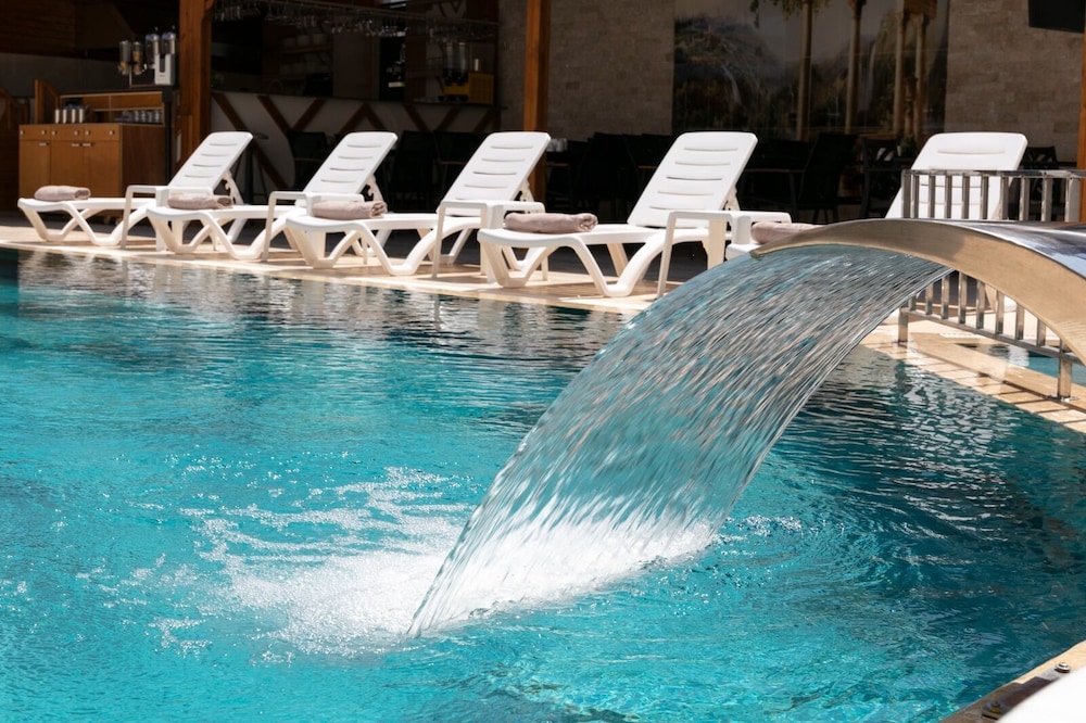 Le Marden Hotel Spa 20/20