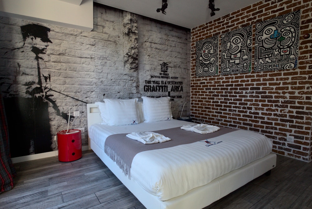 Snow Lodge Boutique Hotel 14/70