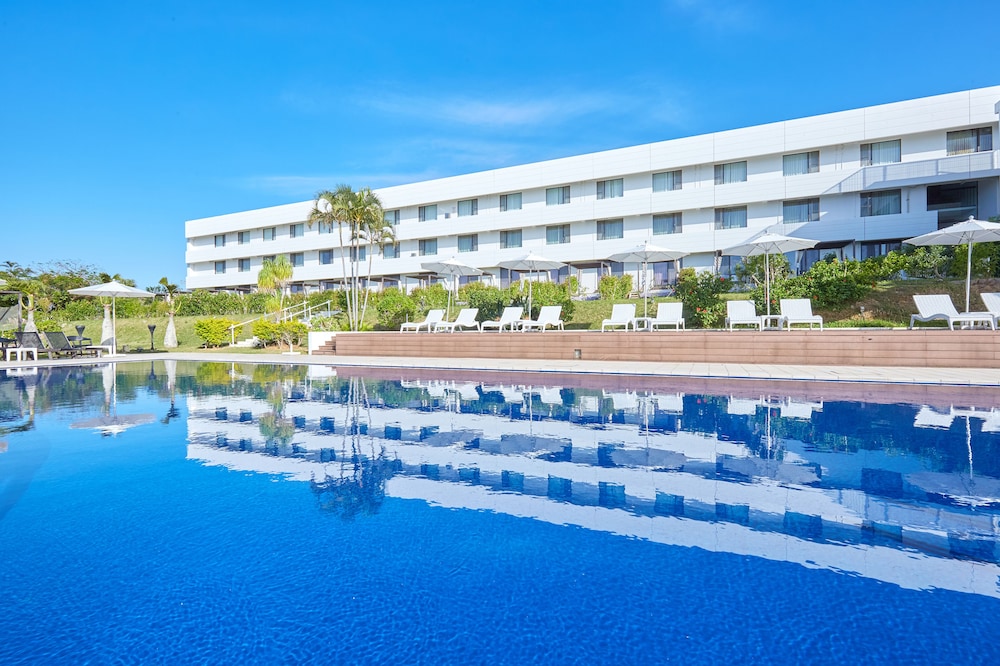 Royal View Hotel Churaumi