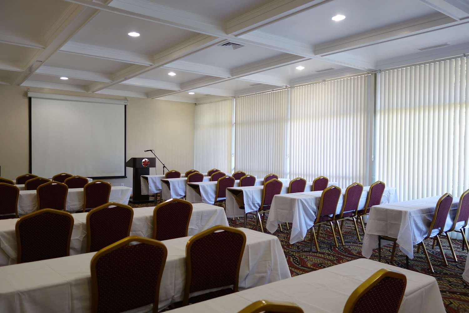 Ramada by Wyndham Sacramento 24/28