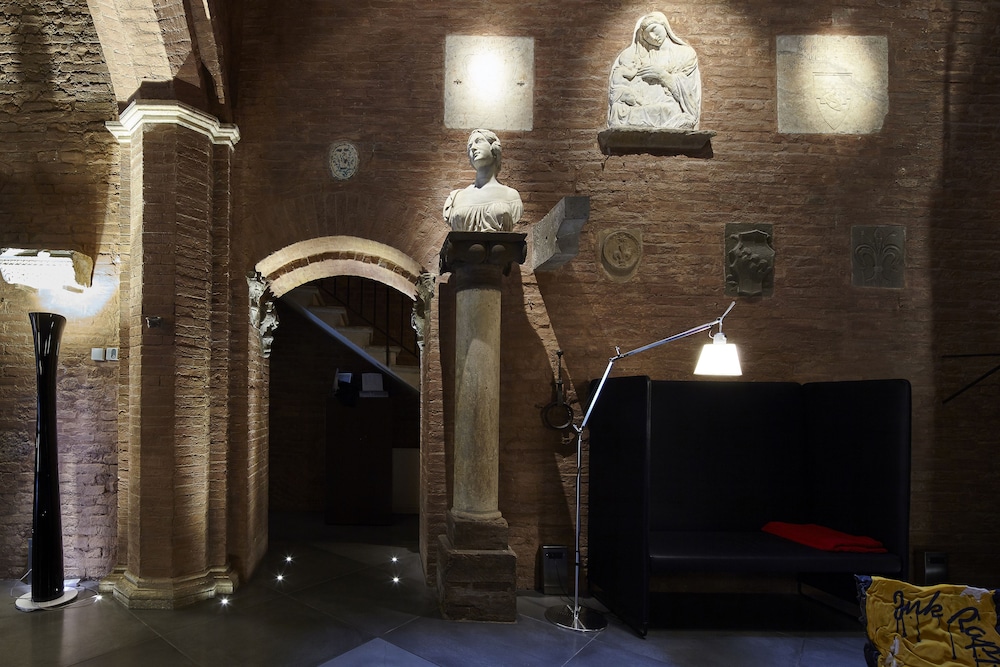Palazzetto Rosso Hotel 42/74