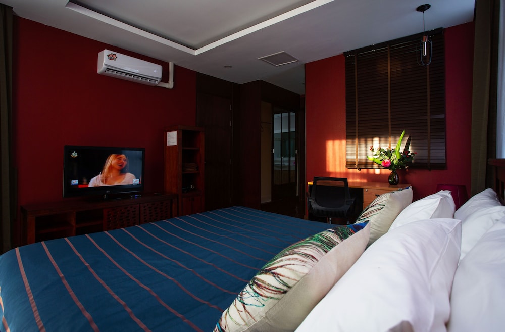 Nirvana Platinum Bbq Villa 7 Bedroom 11/50
