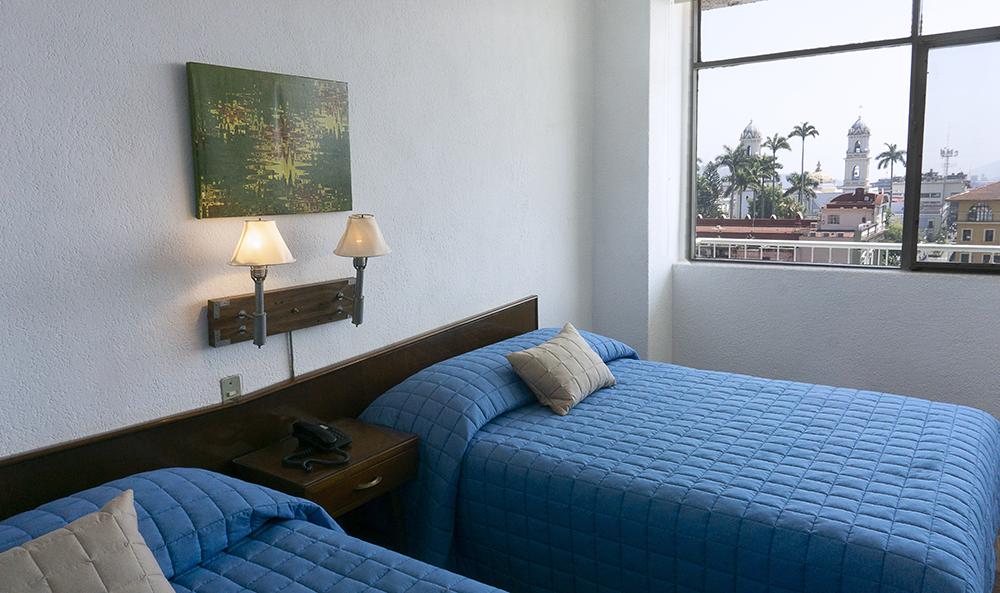 غرفة كلاسيكية رباعية، Hotel Palacio 9/10