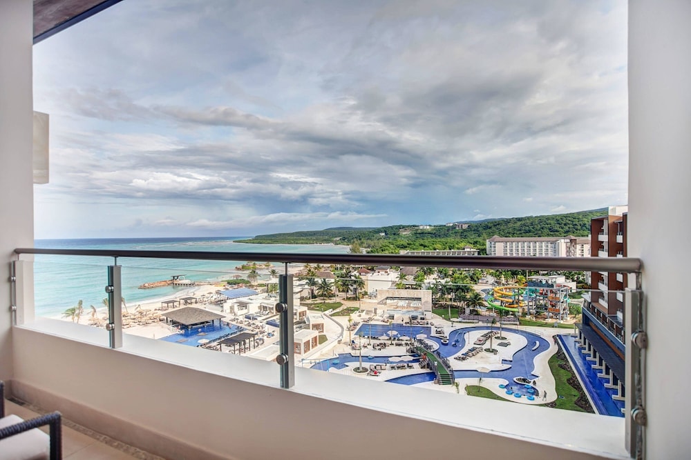 Royalton Blue Waters Montego Bay, An Autograph Collection All-Inclusive Resort 28/84