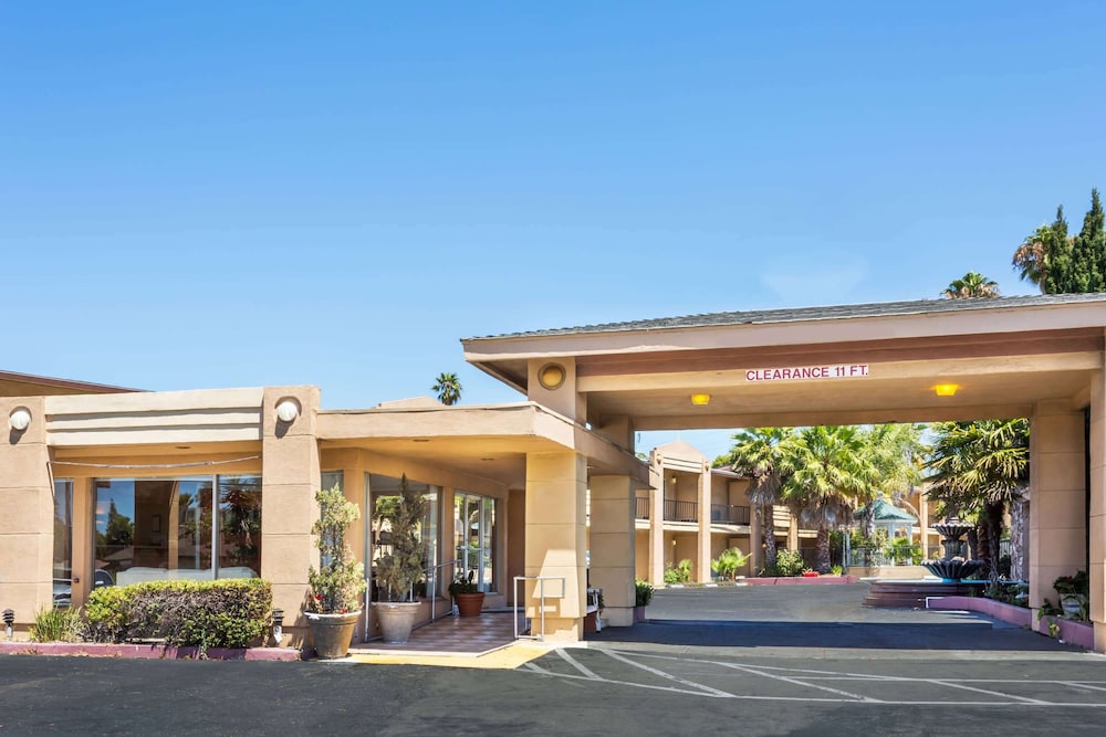 Motel6 Vallejo, CA - Napa Valley in VALLEJO - CA