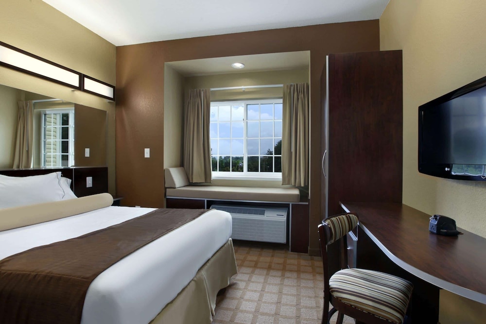 Microtel Inn Suites By Wyndham Carrollton 9/30