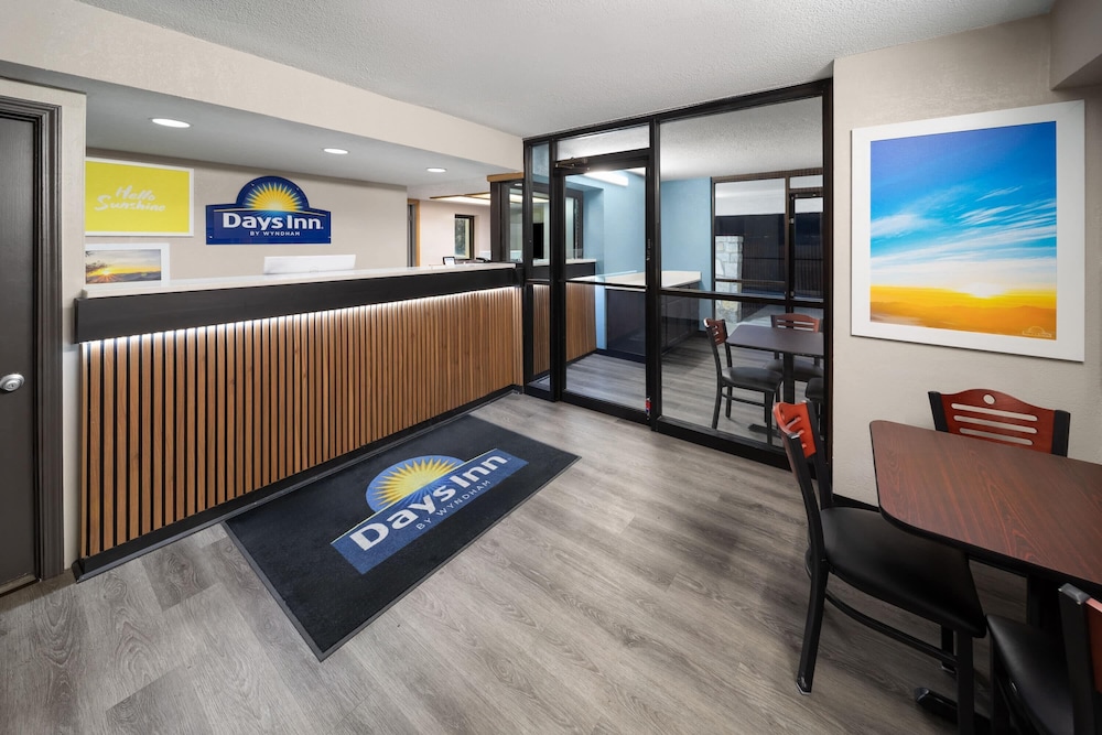 Days Inn by Wyndham Kansas City Northeast 15/65