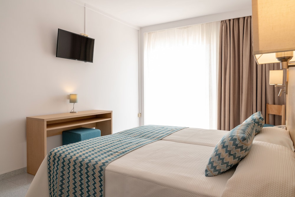Hotel Riutort 14/28