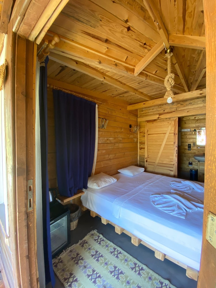 Green Pine Beach & Bungalows Luxury Concept 9/50